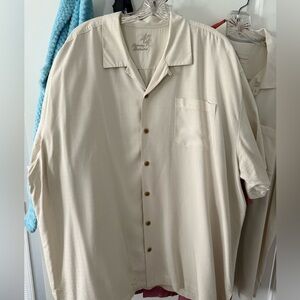 Tommy Bahama Cream 100% silk Short Sleeve Camp Shirt - Size 2XL